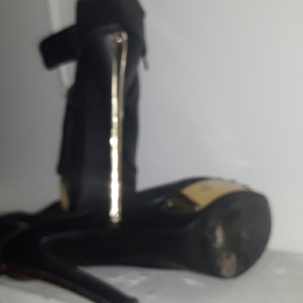 ANKLE BOOTS - Picture 3 of 4
